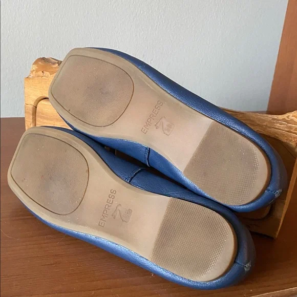 EMPRESS SQUARE TOE FLAT - Picture 7 of 10